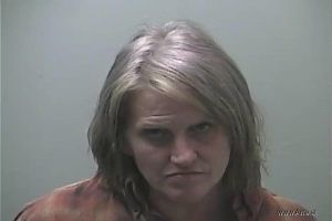 Amy Smith Arrest Mugshot