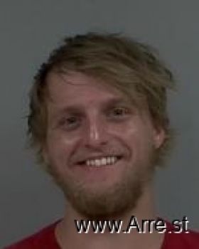 Dakota Lee Lenarz Mugshot