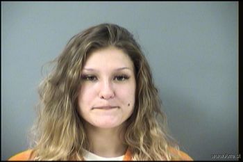 Kayla Leigh Amundson Mugshot