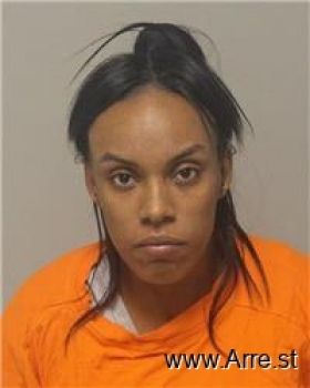 Queeniece Renee Martin Mugshot