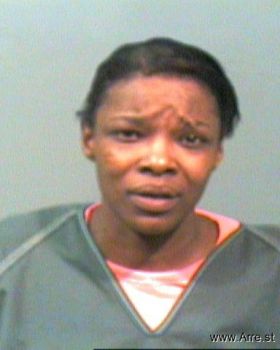 Roslie Marie Lin Cooper Mugshot