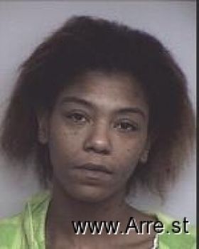 Schenia Latrice Pettit Mugshot