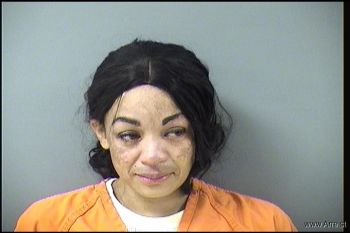 Shandra Nadine White Mugshot