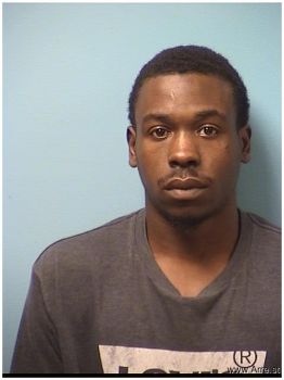 Trinnis Lashawn Campbell Mugshot