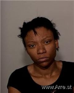 Carmalitha Moore Arrest Mugshot