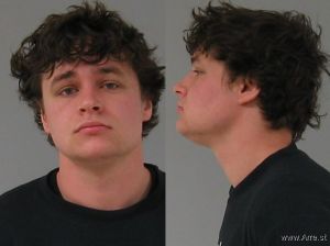 Eli Quinn Arrest Mugshot