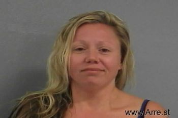 Amanda E Thomas Mugshot