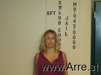 Angela R Young Mugshot