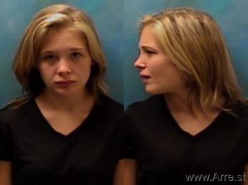 Brenna Renae Clarey Mugshot