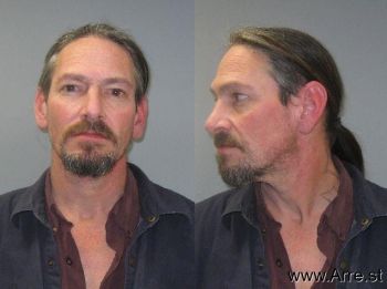 Christopher Lee Huggins Mugshot