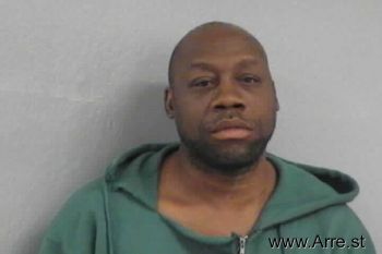 Daniel T Green Mugshot