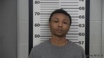 Dareon M Webb Mugshot