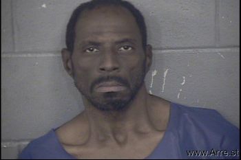 Dondi D Simmons Mugshot