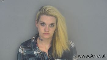 Hannah Elizabeth Gordon Mugshot