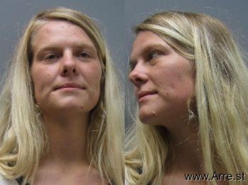 Hollie Marie Peek Mugshot