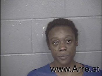 Janee L Davis Mugshot