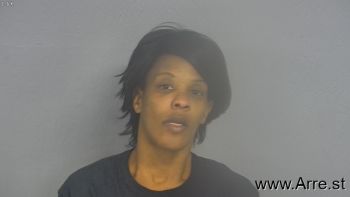 Latoya Nichole Jones Mugshot