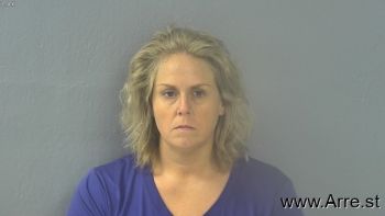 Lindsey Nicole Hillyard Mugshot