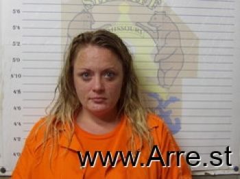 Stephanie L Cummins Mugshot