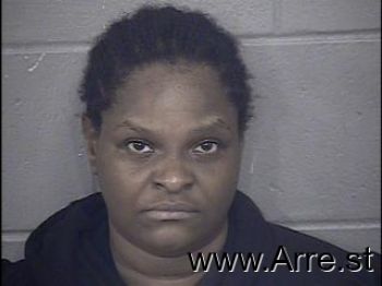 Tanisha L Robinson Mugshot