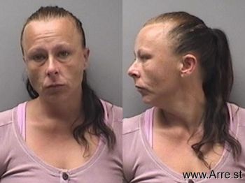 Waneta Kay Combs Mugshot