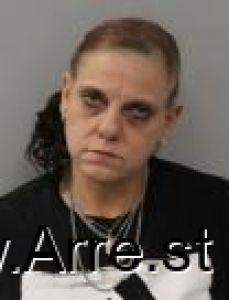 Elizabeth Kiser Arrest Mugshot