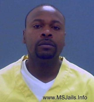 Akinsole Lorenzo Berry Mugshot