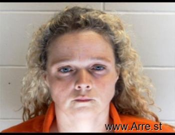 Amanda Logan White Mugshot