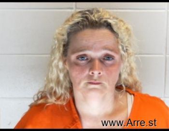 Amanda Logan White Mugshot