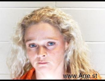 Amanda Logan White Mugshot