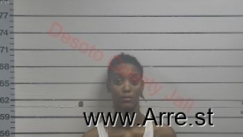 Antretta Laqueise Jones Mugshot