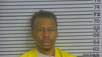 Bennie  Binion Mugshot