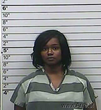 Briana L Clay Mugshot