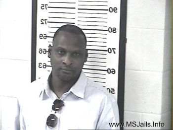 Calvin  Moore Mugshot