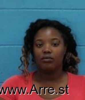 Candence L Mays Mugshot