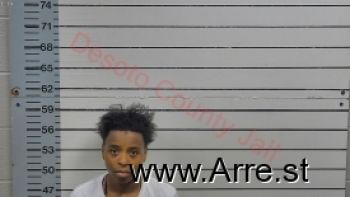 Carmelita Lashane Marshall Mugshot