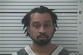 Derrick Lynell Thomas Mugshot