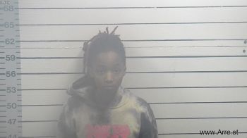 Deshavia Amoni Ingram Mugshot