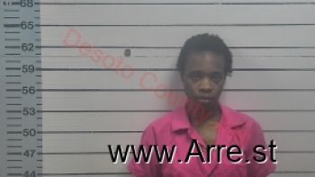 Danielle Denise Washington Mugshot