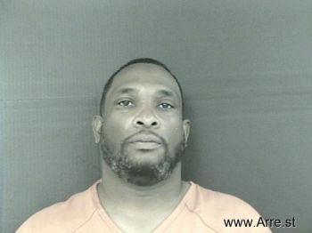 Derrick Dewayne Lewis Mugshot