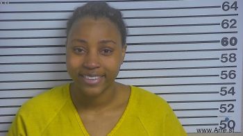 Destany Ciara Woodson Mugshot