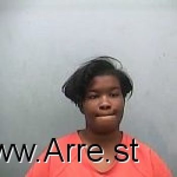 Destiny Juanyee Smith Mugshot