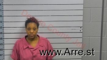 Forderica Kenasha Perkins Mugshot