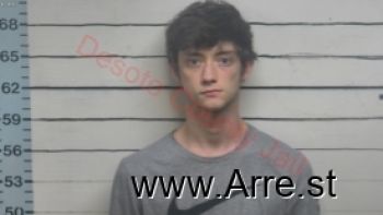 Hunter Bryant Roberts Mugshot