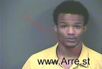 Isaiah Malik Hill Mugshot