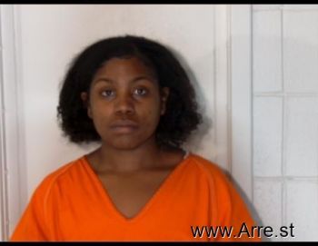 Jailyn Janea Jones Mugshot