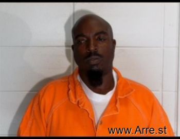 Jonathan Oneal Latham Mugshot