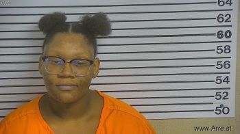 Kapri Latief Shianne Davis Mugshot