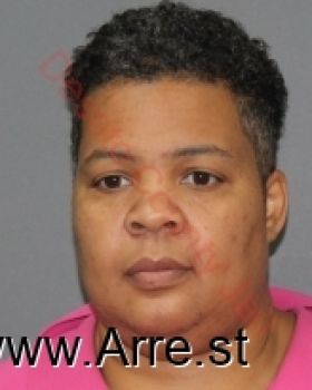 Karen Tenile Hillard Mugshot