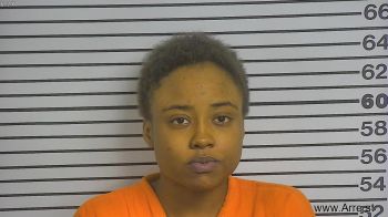 Kayla Nicole Riggs Mugshot